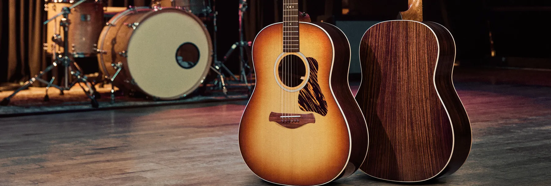 700 Series アコースティックギター | Taylor Guitars
